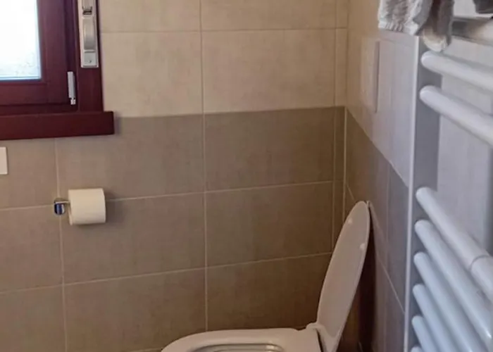 Apartamento Sunset Metropolitana Anagnina Con 2 Bagni